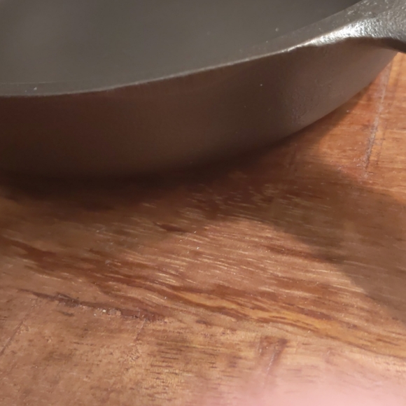 Vintage Unmarked BSR Cast Iron Skillet, #3 - Picture 9 of 14